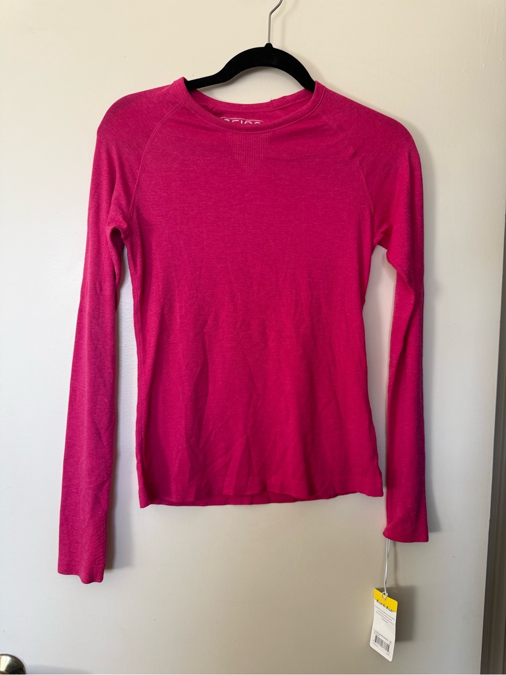 NWT Figs Salta Seamless Longsleeve Underscrub in Hot Pink Size XS